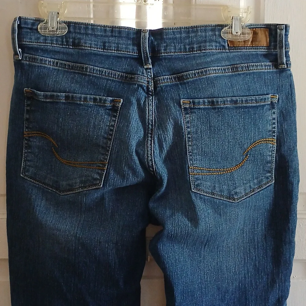 Levi's Blue Boot Cut Jeans Classic Denim Style - Picture 6 of 9